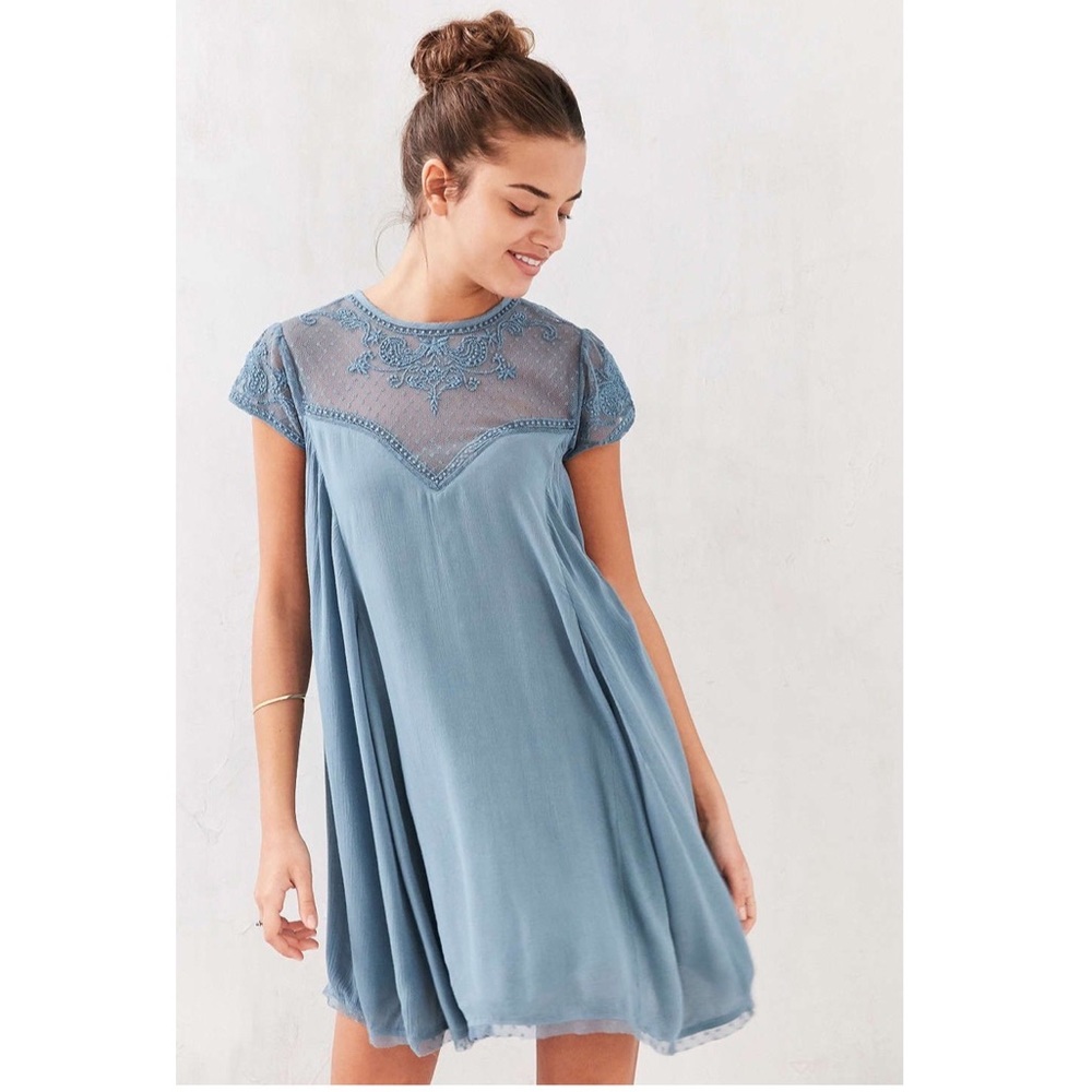 Kimchi Blue Lily Dress 🌀